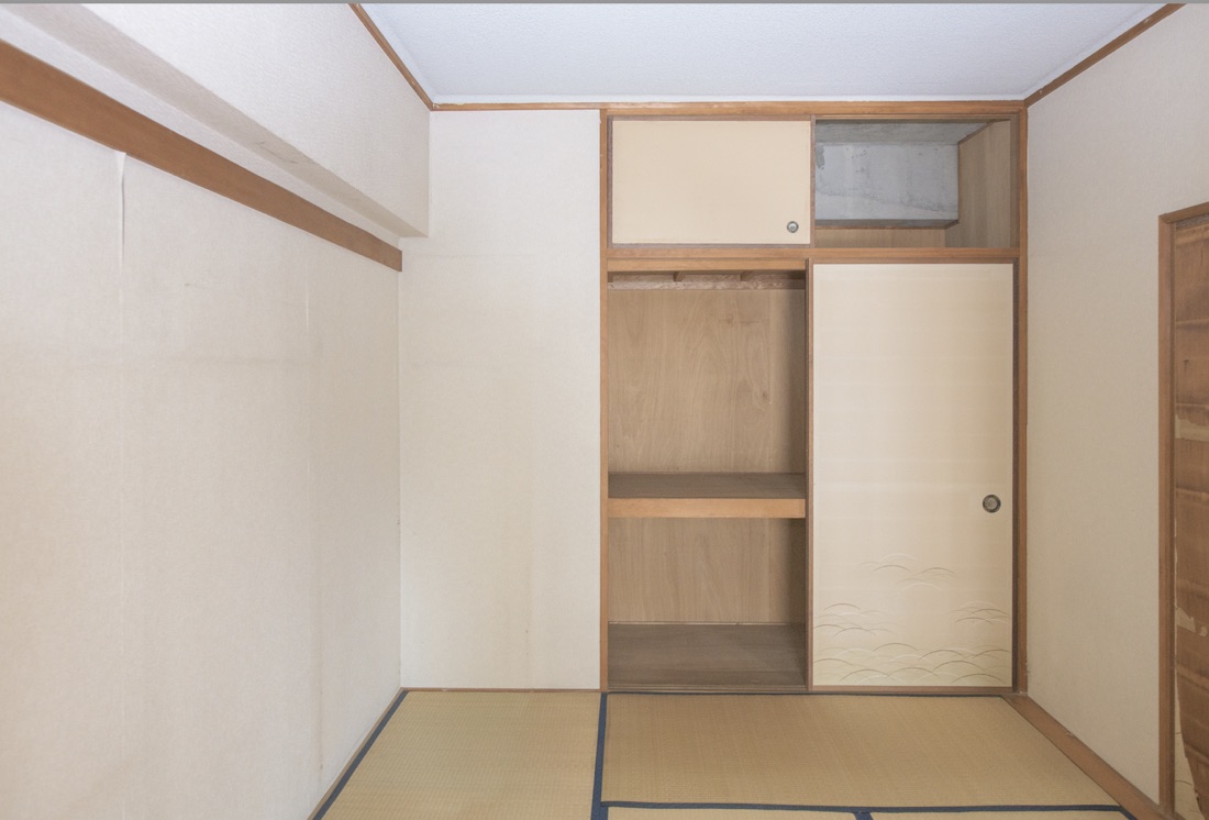 押入れ（施工前）